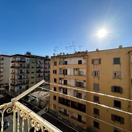 Appartamento Casaaury & Casasimy Napoli Esterno foto